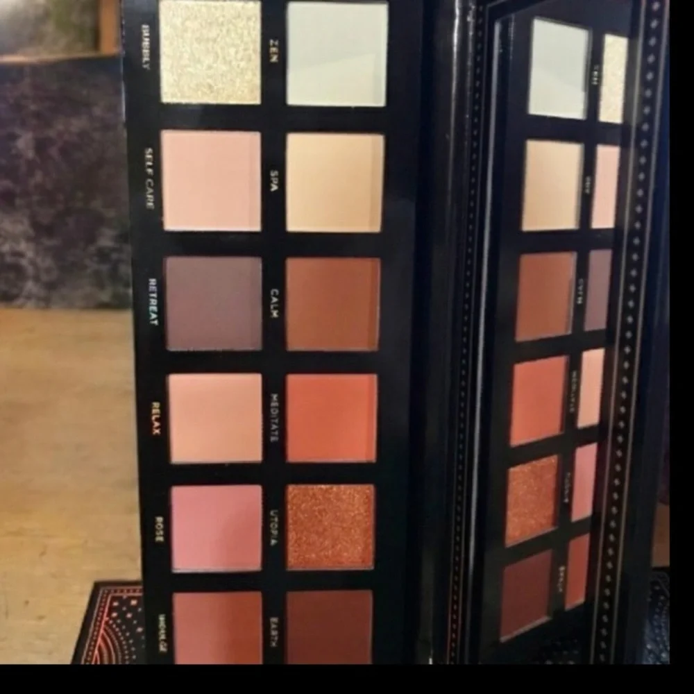Ace Beaute SERENITY Eyeshadow Palette (Limited Edition) *Brand new in box! - Picture 7 of 11